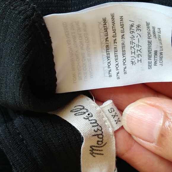 Madewell black strappy layered crop tank top size XXsmal - Picture 12 of 13